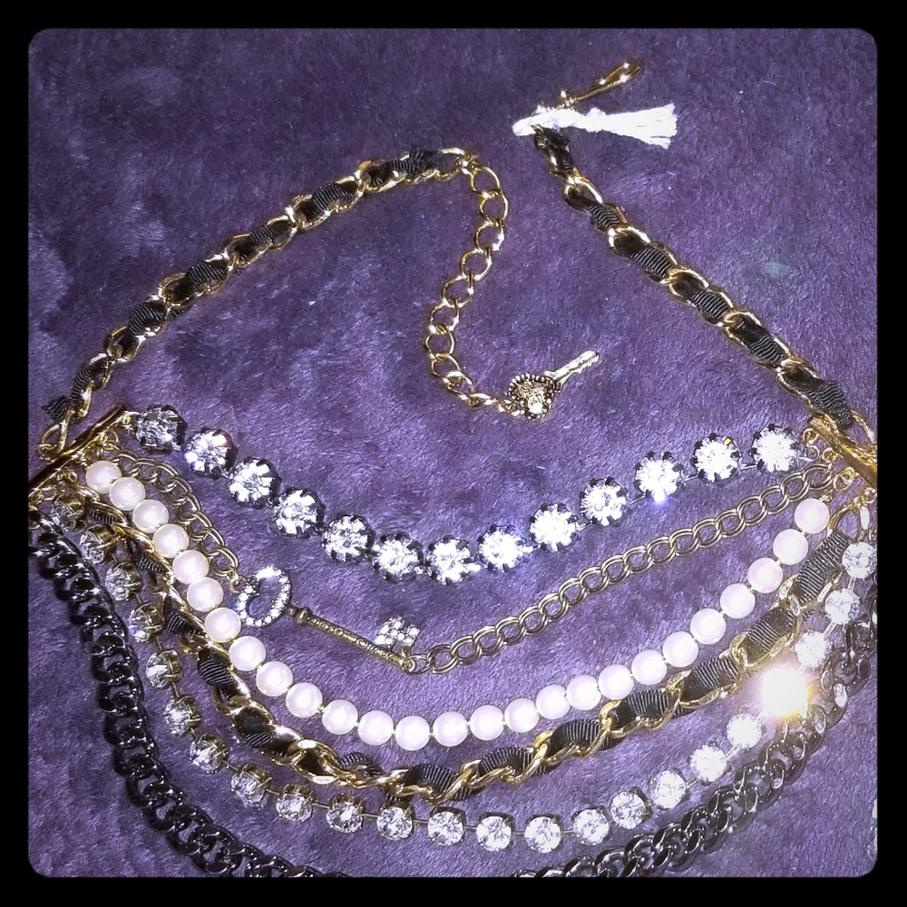 Authentic Betsey Johnson statement necklace